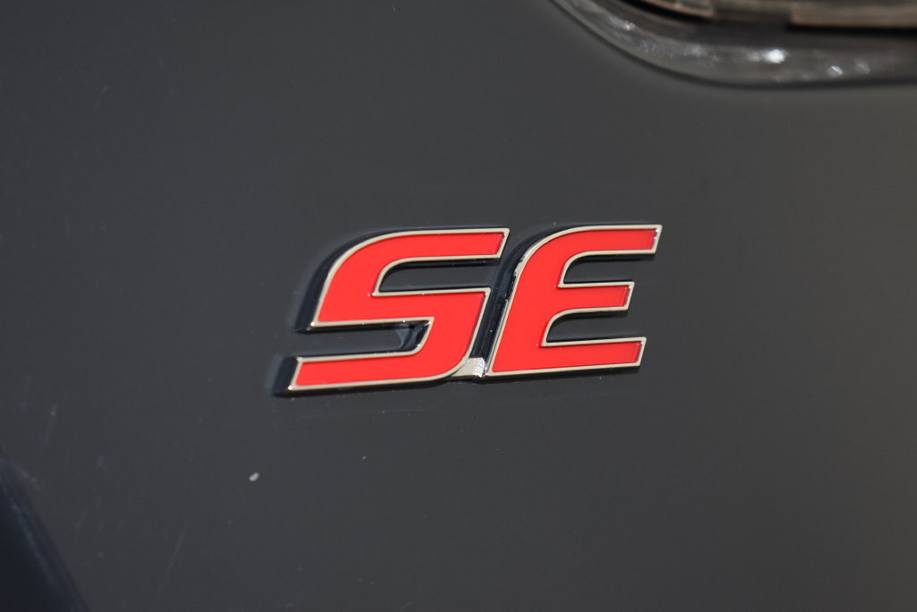Used 2025 Toyota Corolla SE FWD image 9