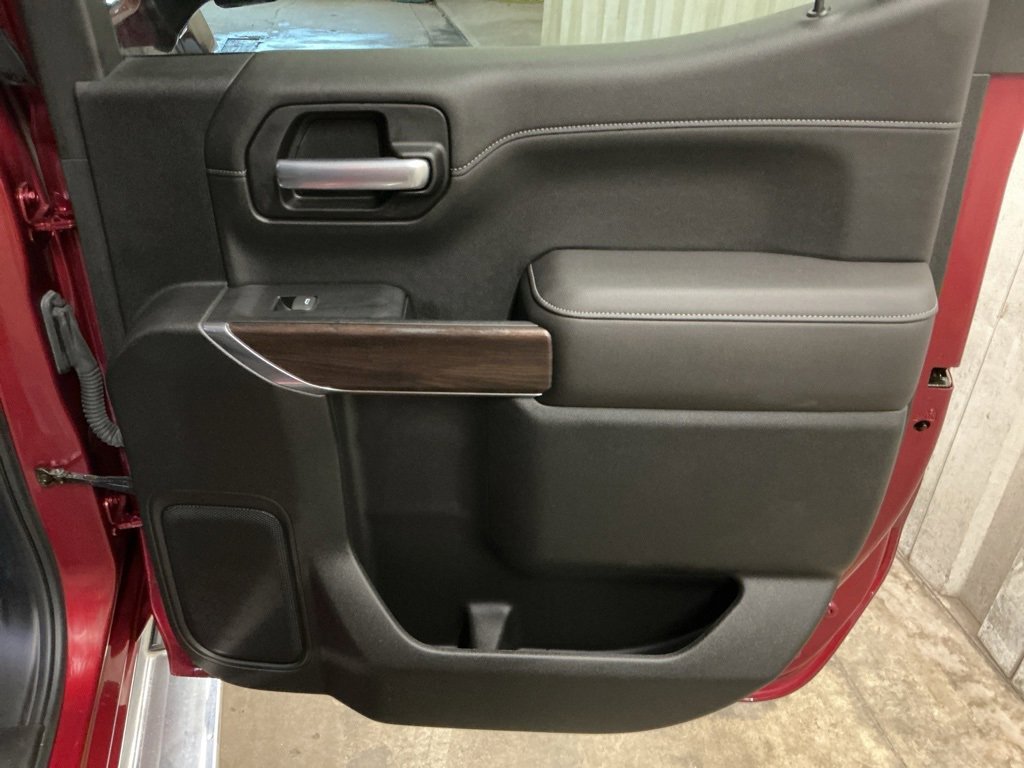 Used 2019 GMC Sierra 1500 SLT image 29