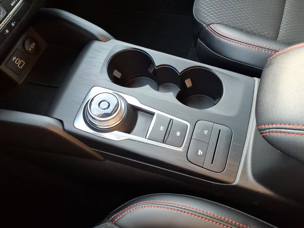 Used 2025 Ford Escape ST-Line image 26