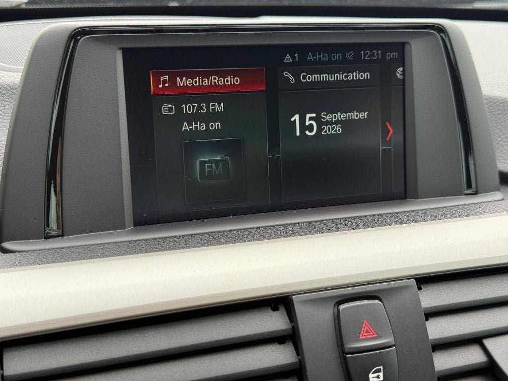 Used 2018 BMW 320i xDrive Sedan AWD/4WD image 15