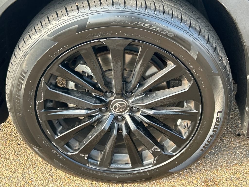 Used 2024 Toyota Highlander XSE image 27