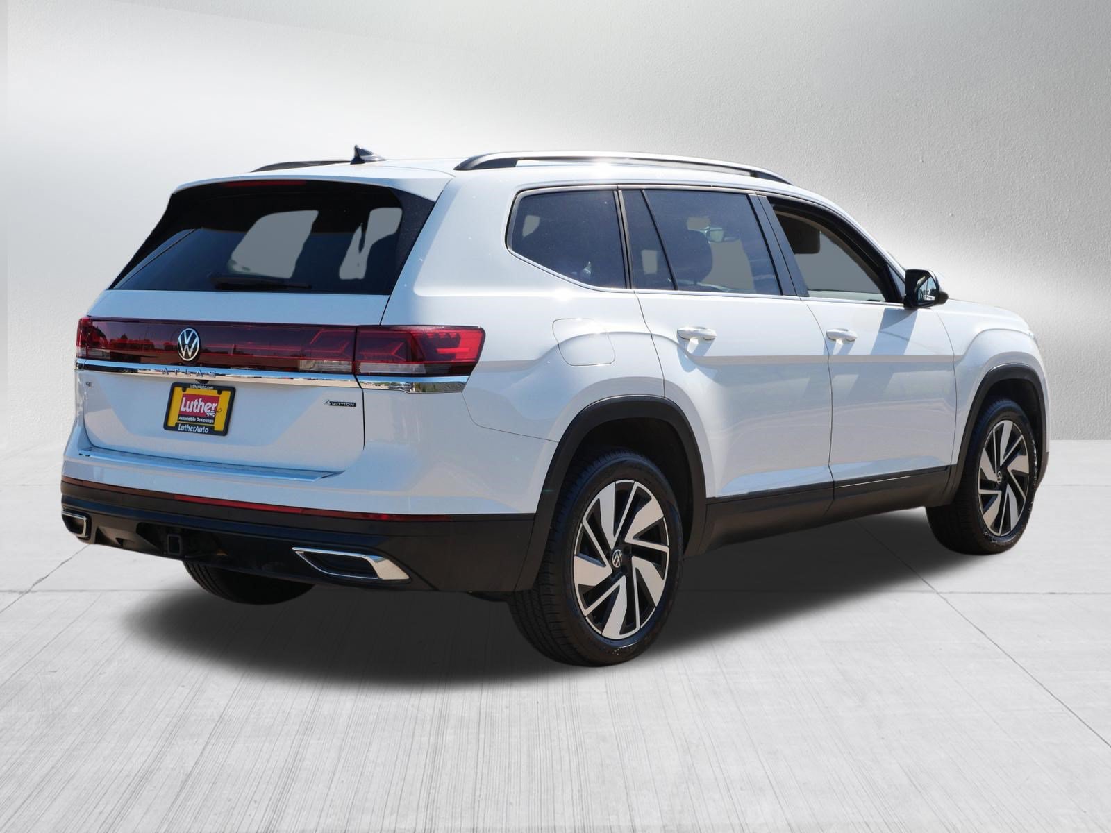 Certified 2024 Volkswagen Atlas SE AWD/4WD image 7