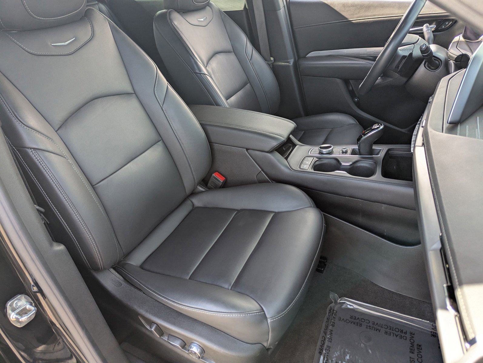 Certified 2024 Cadillac XT4 Premium Luxury image 11