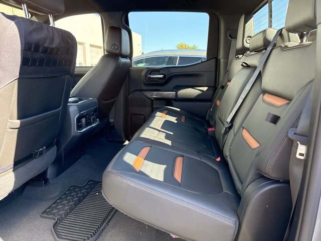 Used 2022 GMC Sierra 1500 AT4 w/ Technology Package AWD/4WD image 22