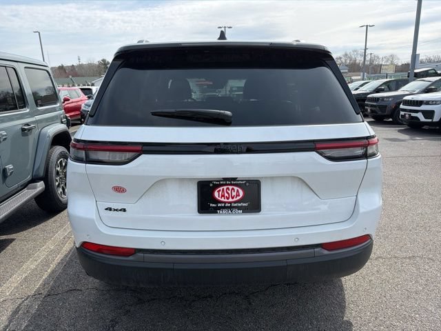 New 2026 Jeep Grand Cherokee Altitude AWD/4WD image 4