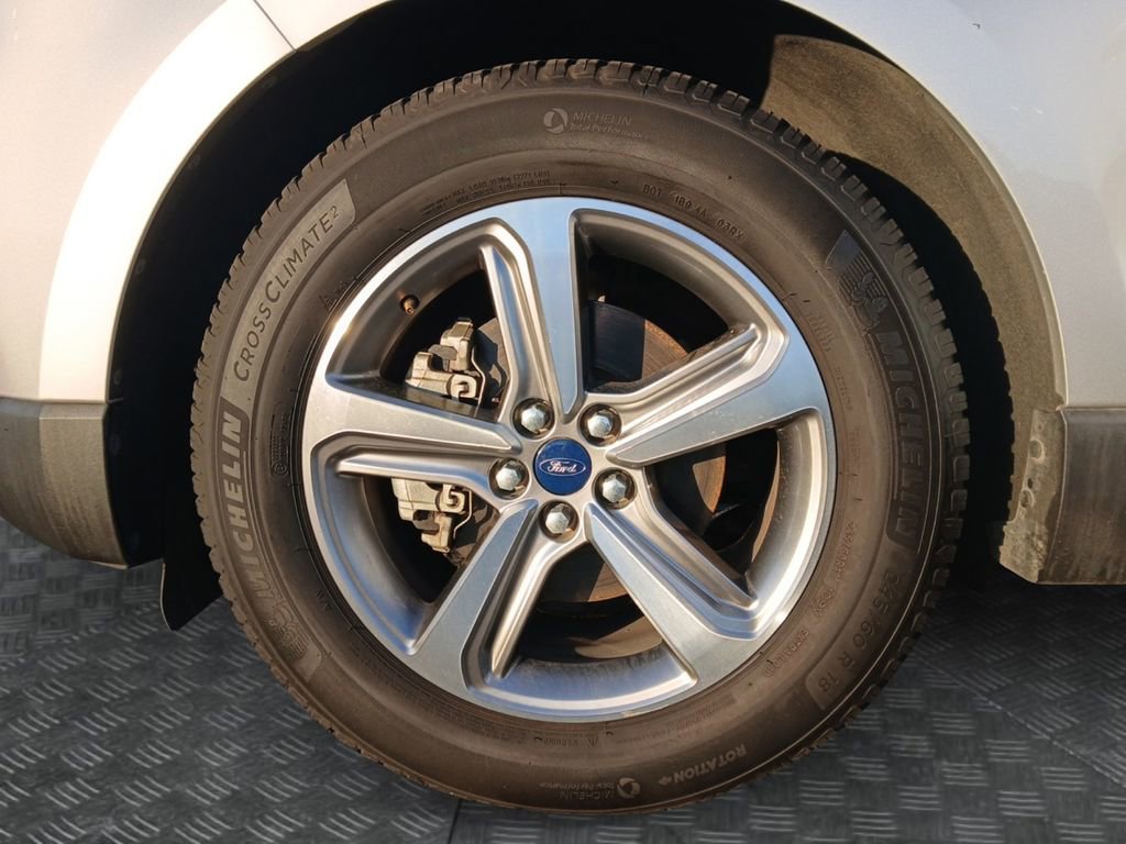 Used 2019 Ford Edge SEL w/ Equipment Group 201A image 23