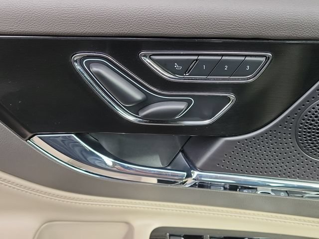Certified 2024 Lincoln Corsair FWD image 16