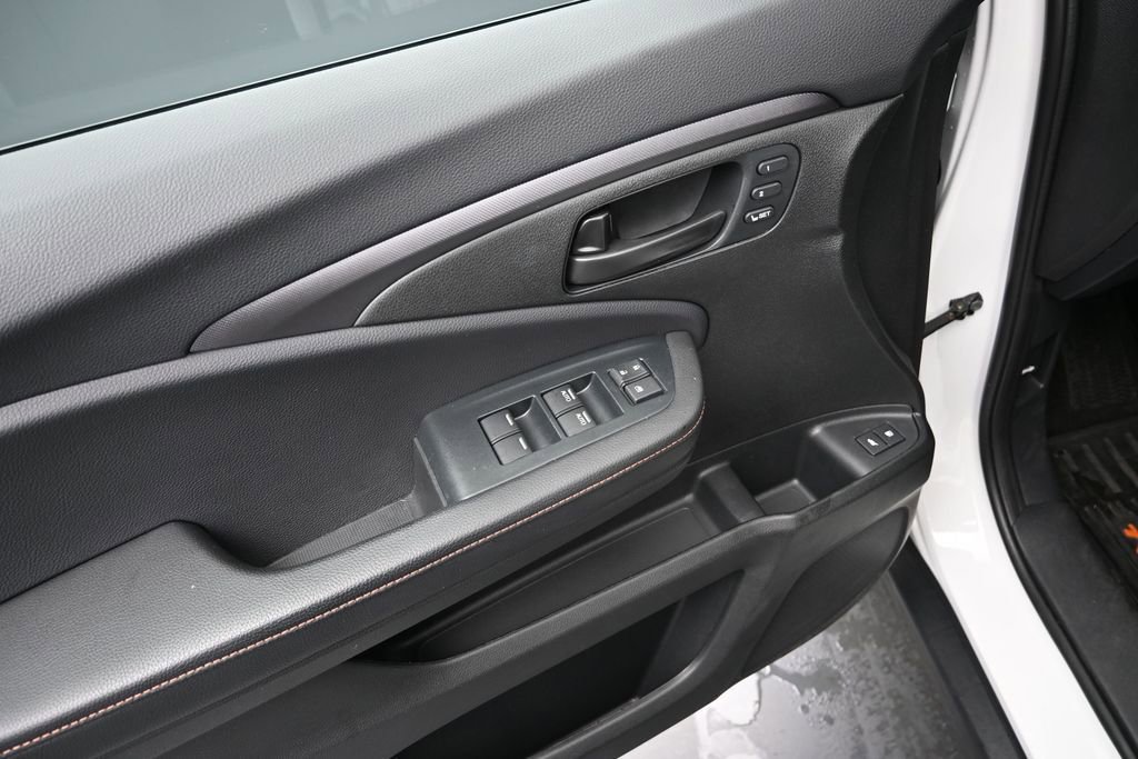 Used 2023 Honda Passport TrailSport image 17