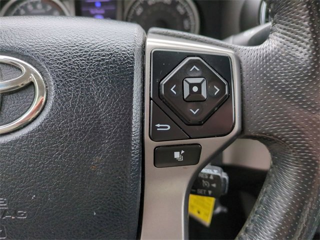 Used 2016 Toyota Tacoma SR5 w/ SR5 Appearance Package (SN) image 24