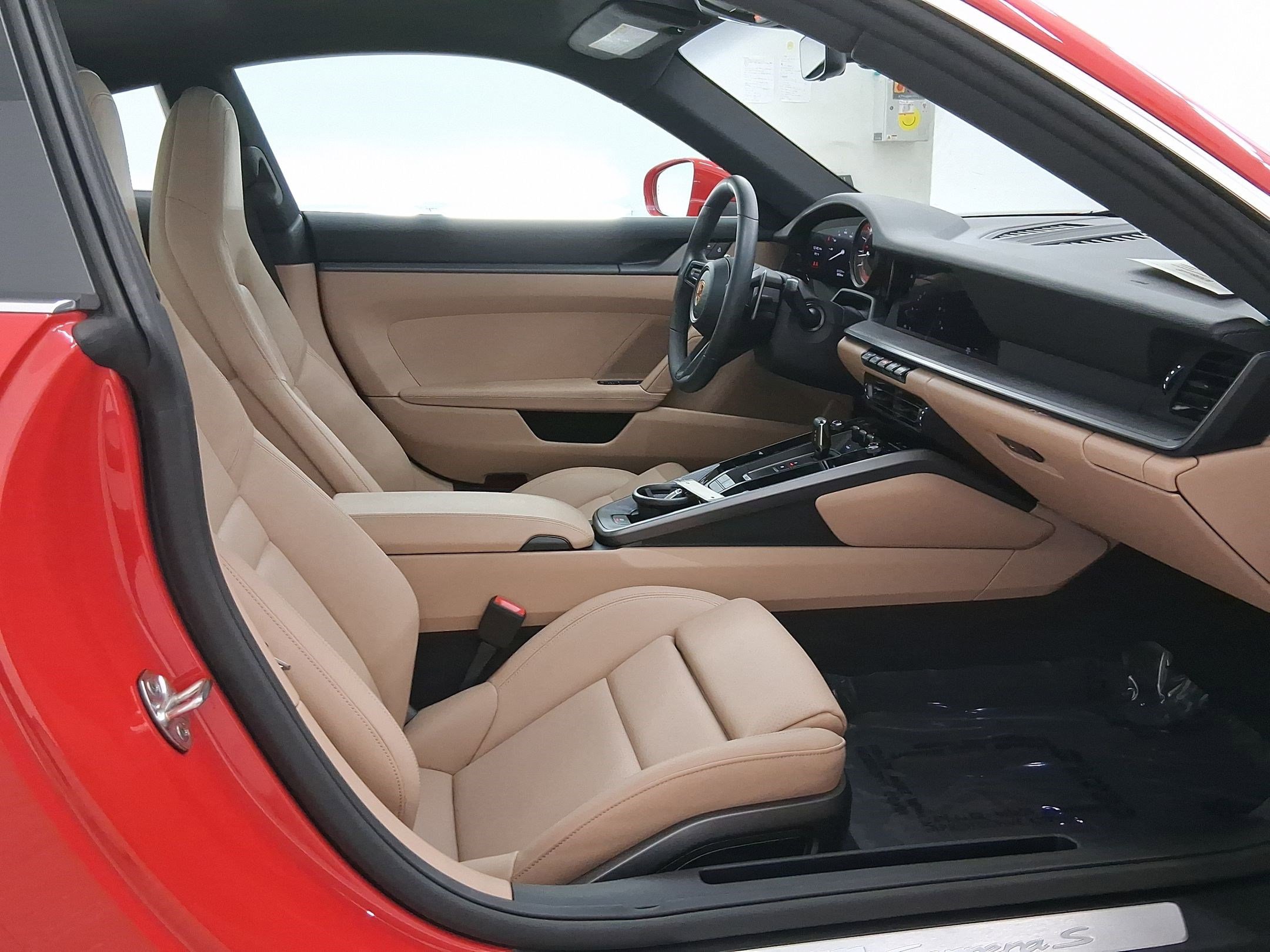 Certified 2024 Porsche 911 Carrera S image 31