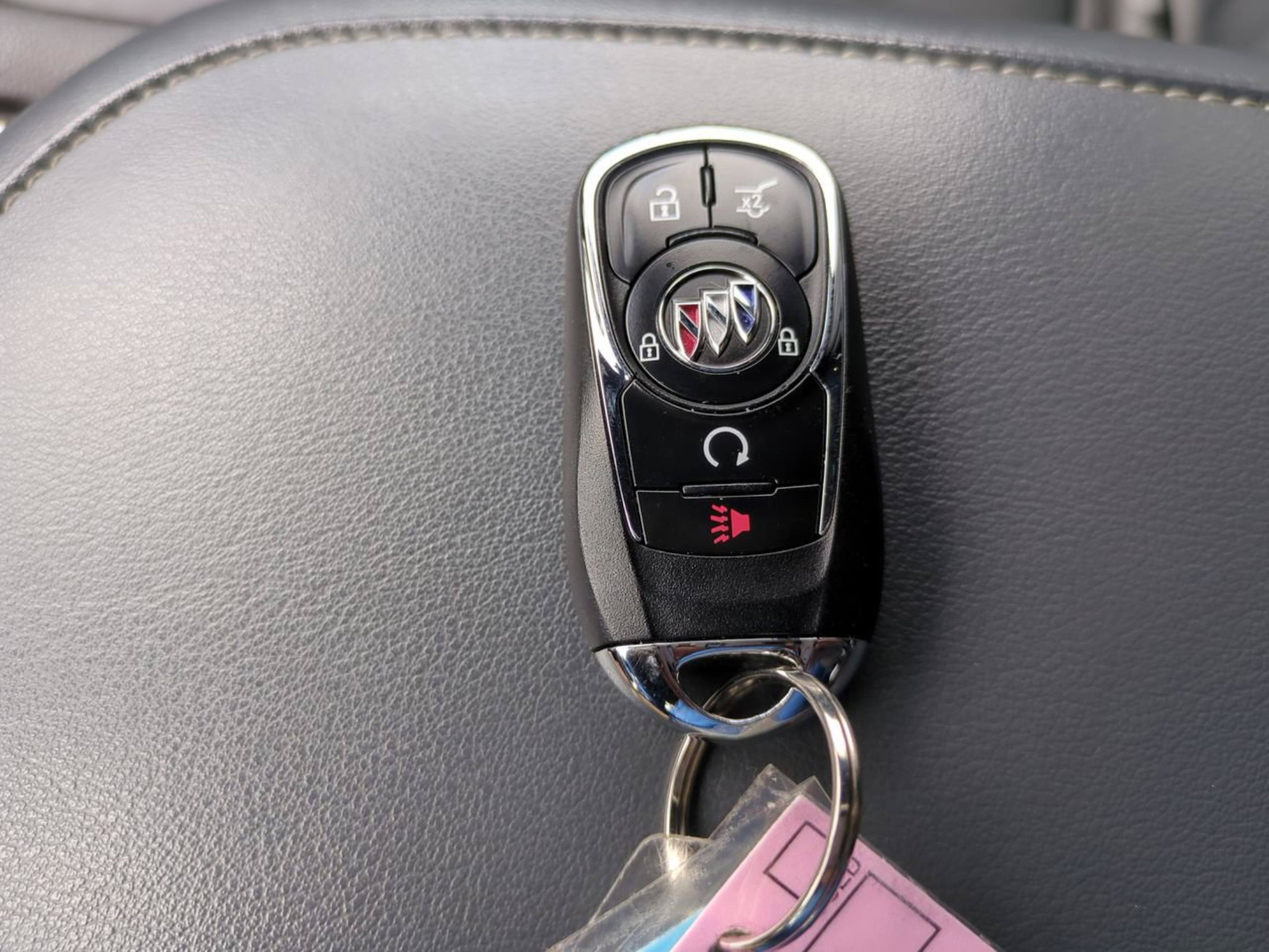 Used 2022 Buick Enclave Premium AWD/4WD image 35