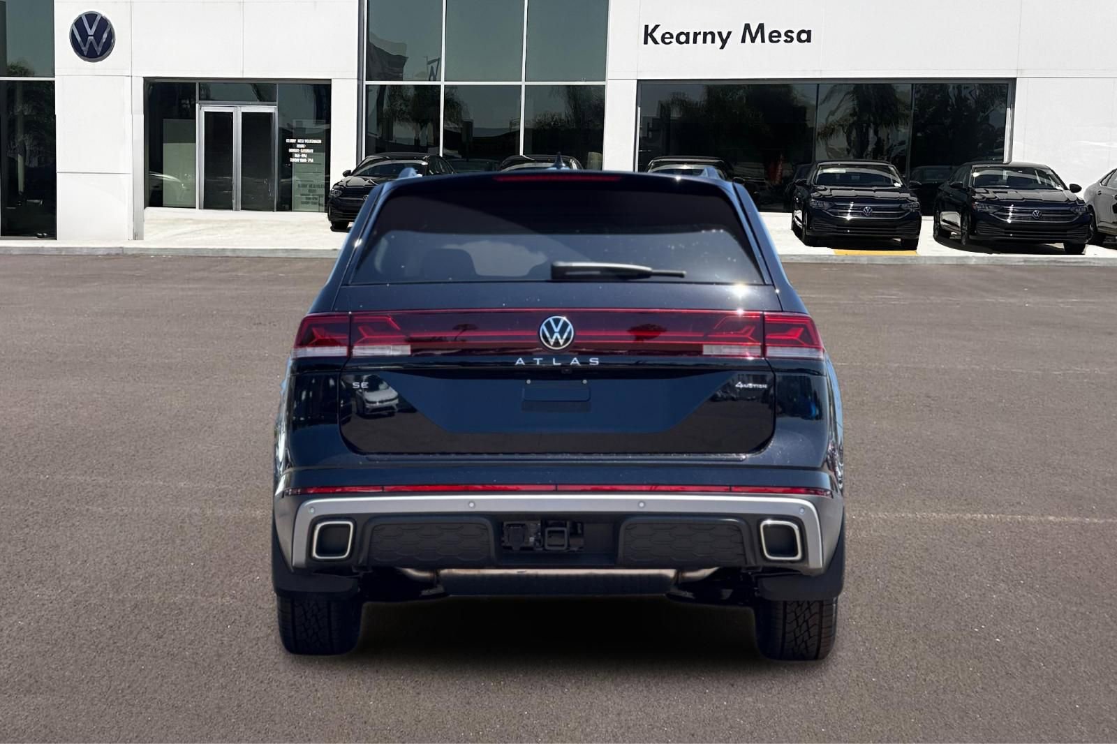 New 2025 Volkswagen Atlas Peak Edition SE image 5