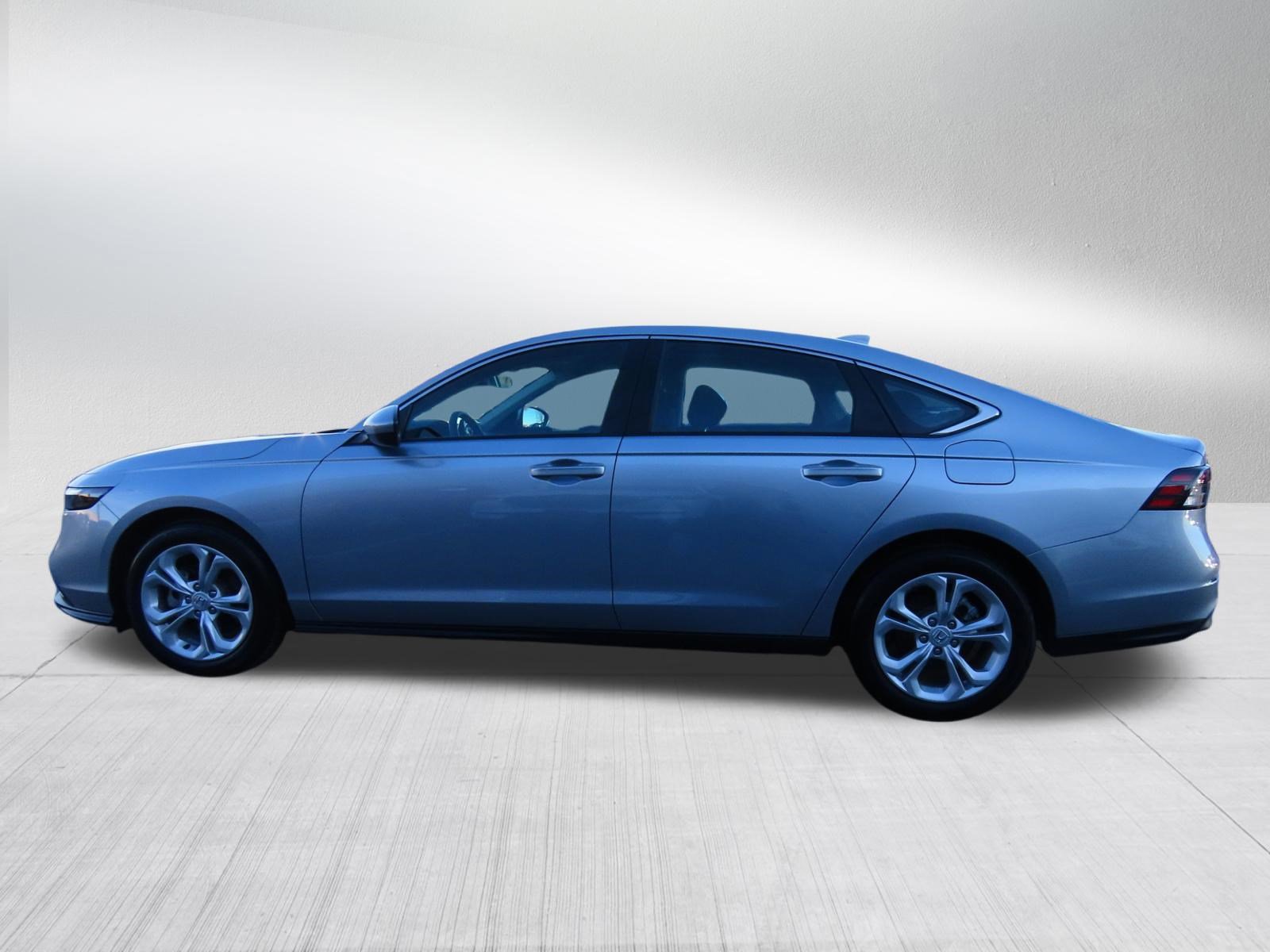 Used 2025 Honda Accord LX image 4