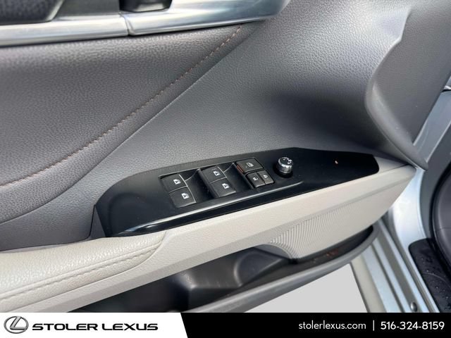 Used 2018 Toyota Camry XLE w/ Audio Package FWD image 21
