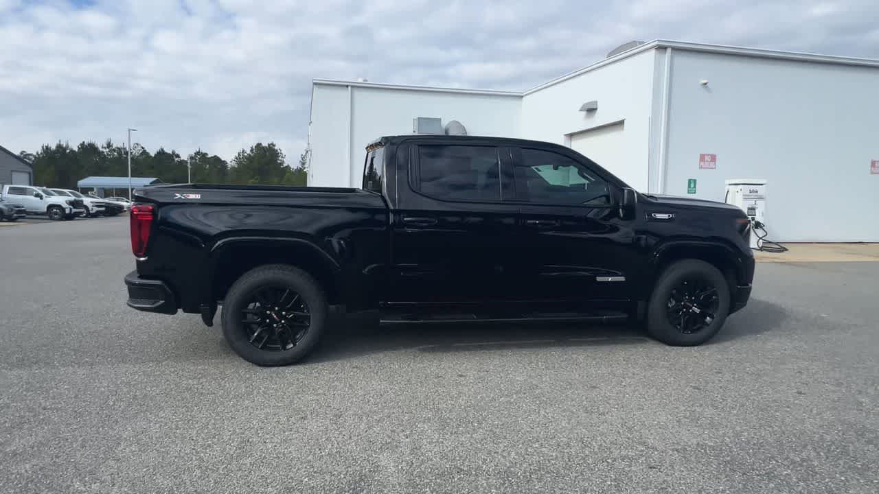 New 2026 GMC Sierra 1500 Elevation w/ Elevation Premium Package AWD/4WD image 9