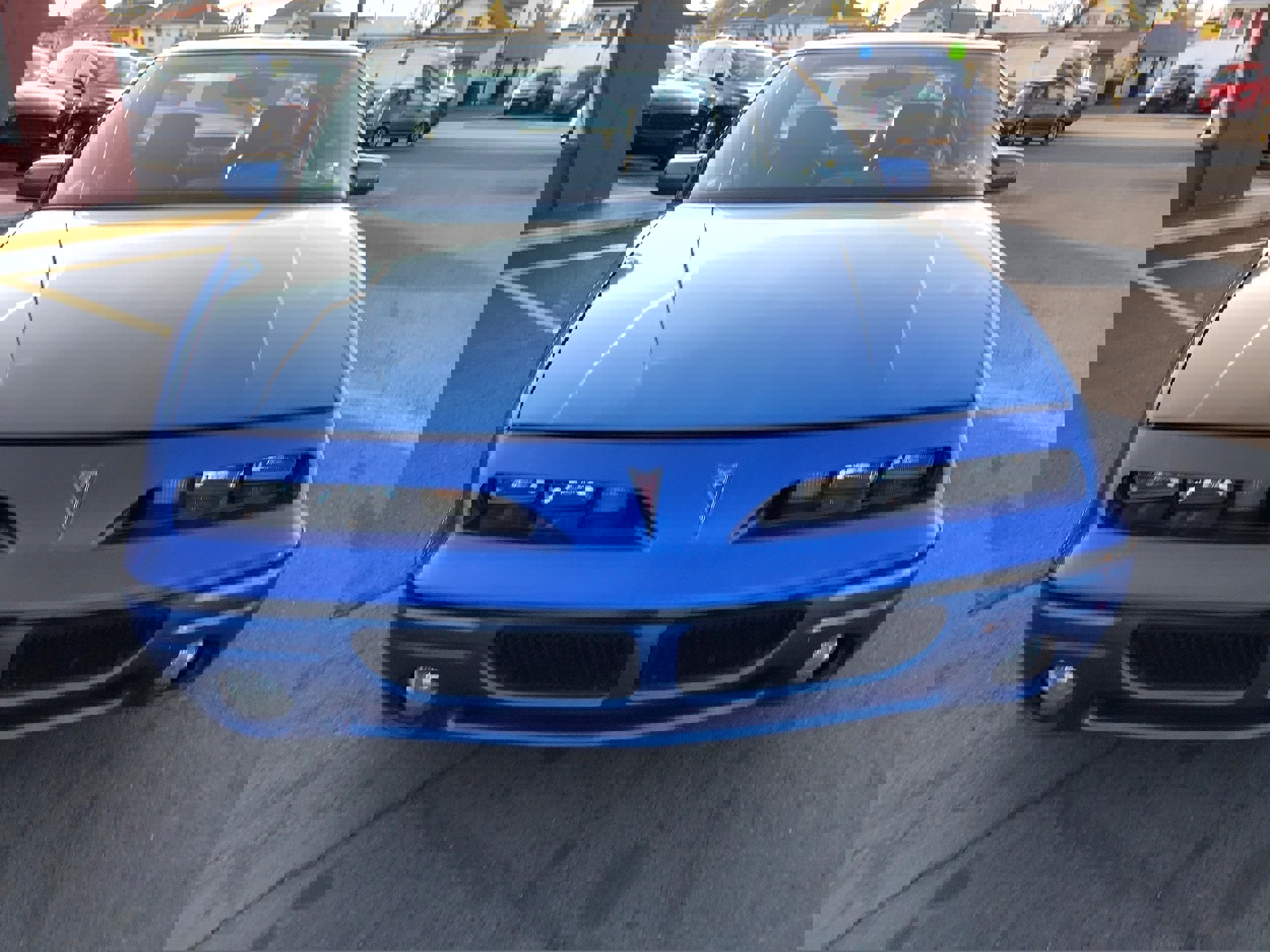 Used 1994 Pontiac Grand Prix SE image 2