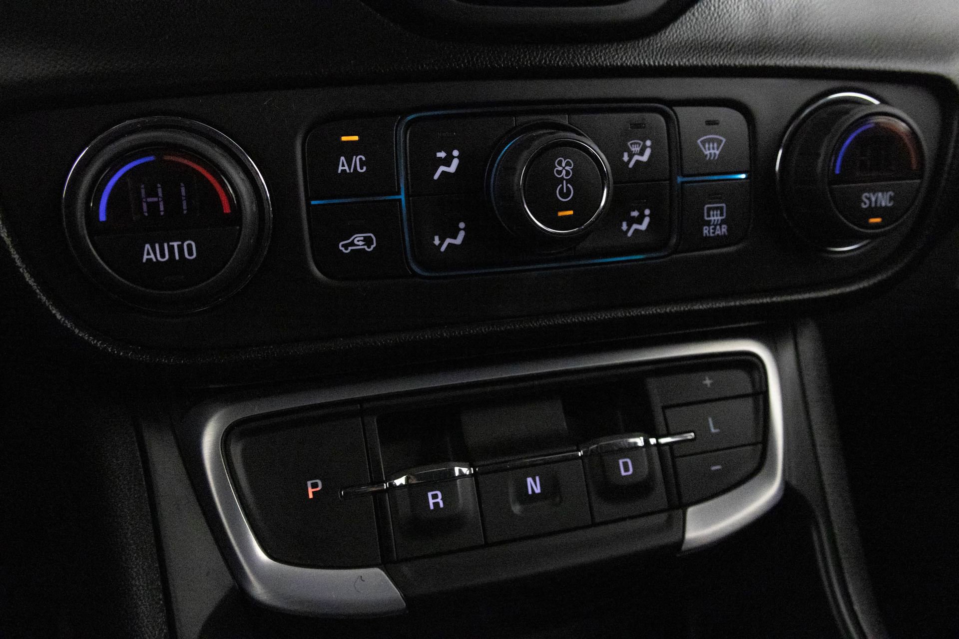 Certified 2022 GMC Terrain SLE w/ Driver Convenience Package image 25