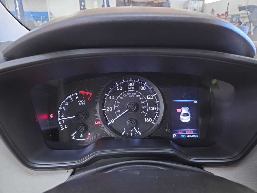 Used 2020 Toyota Corolla L image 16