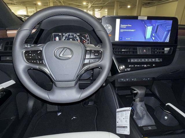 New 2025 Lexus ES 350 w/ Premium Package image 3