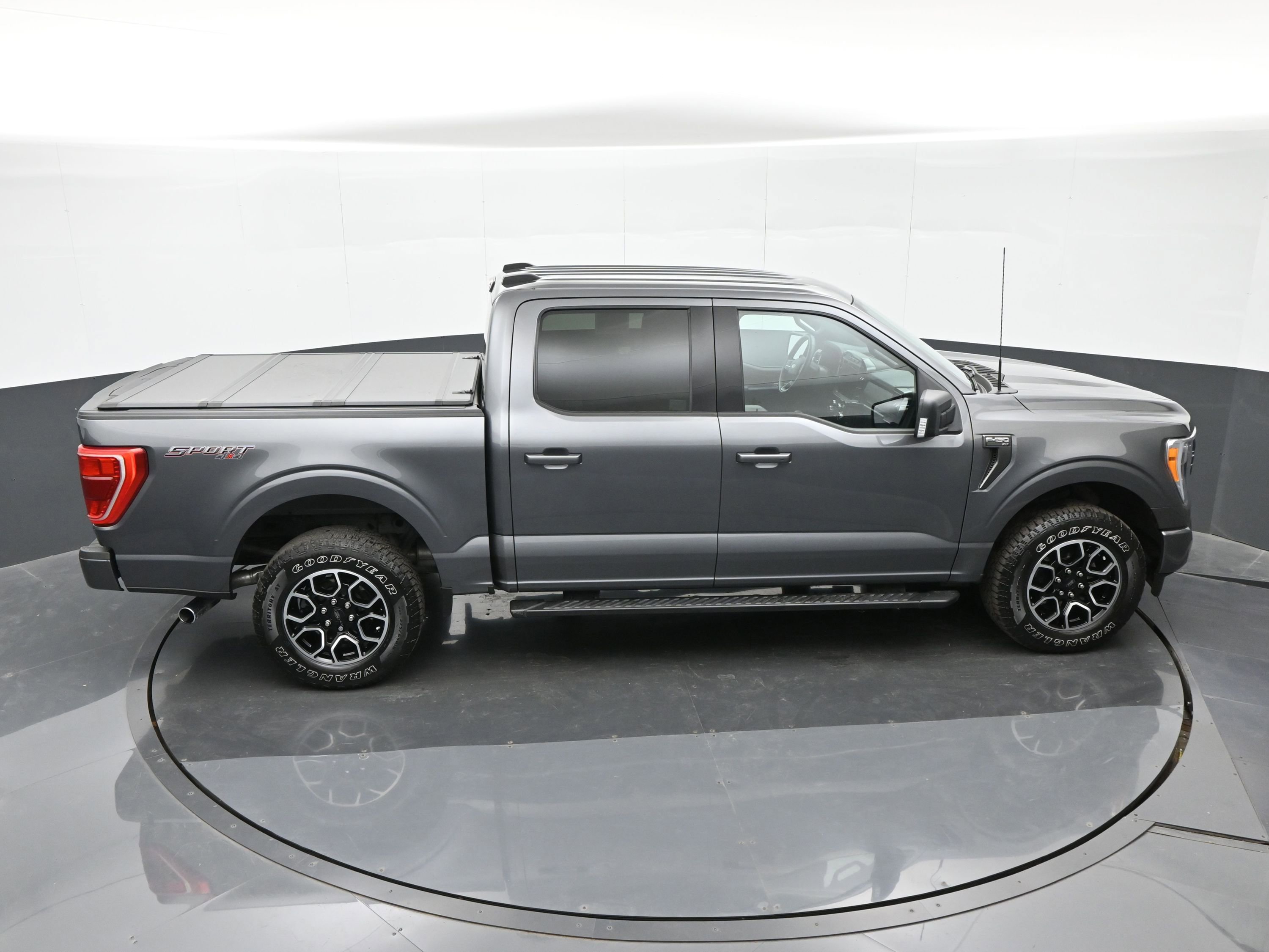 Used 2021 Ford F150 XLT w/ Equipment Group 302A High image 36