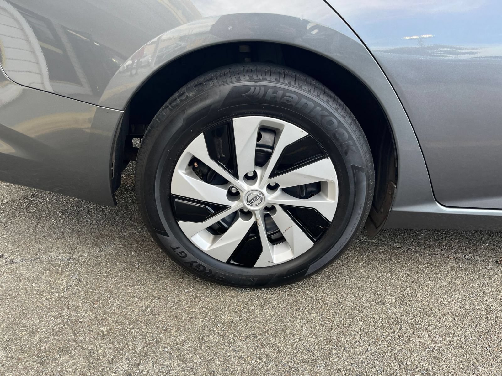 Used 2023 Nissan Altima 2.5 S FWD image 29