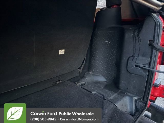 Used 2015 Jeep Wrangler Sport w/ Connectivity Group image 30