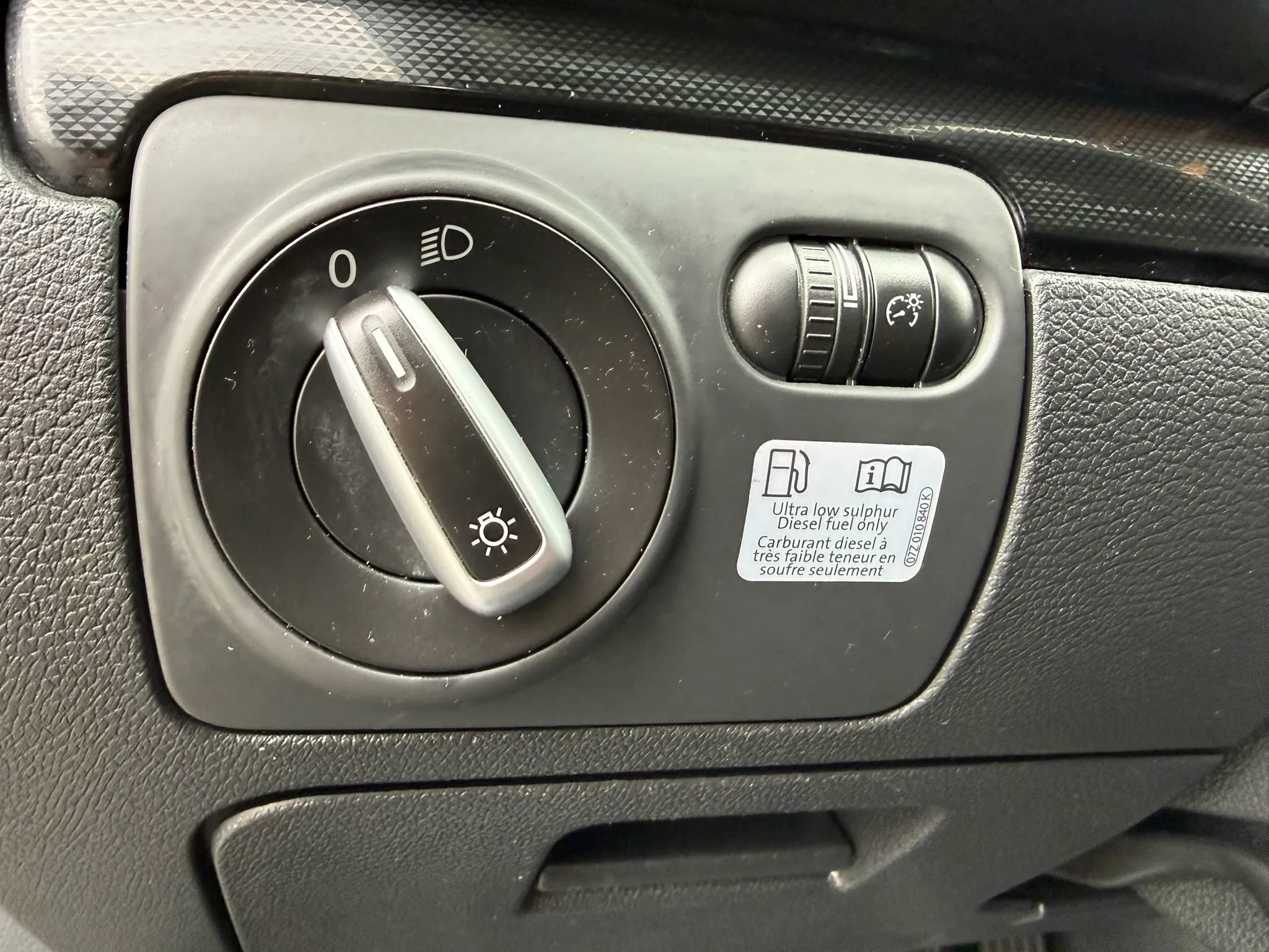 Used 2013 Volkswagen Jetta TDI FWD image 31