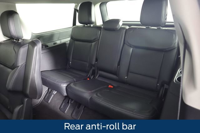 New 2025 Ford Expedition Max Platinum w/ Driver's Package image 32
