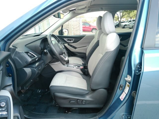 Used 2020 Subaru Forester Premium AWD/4WD image 12