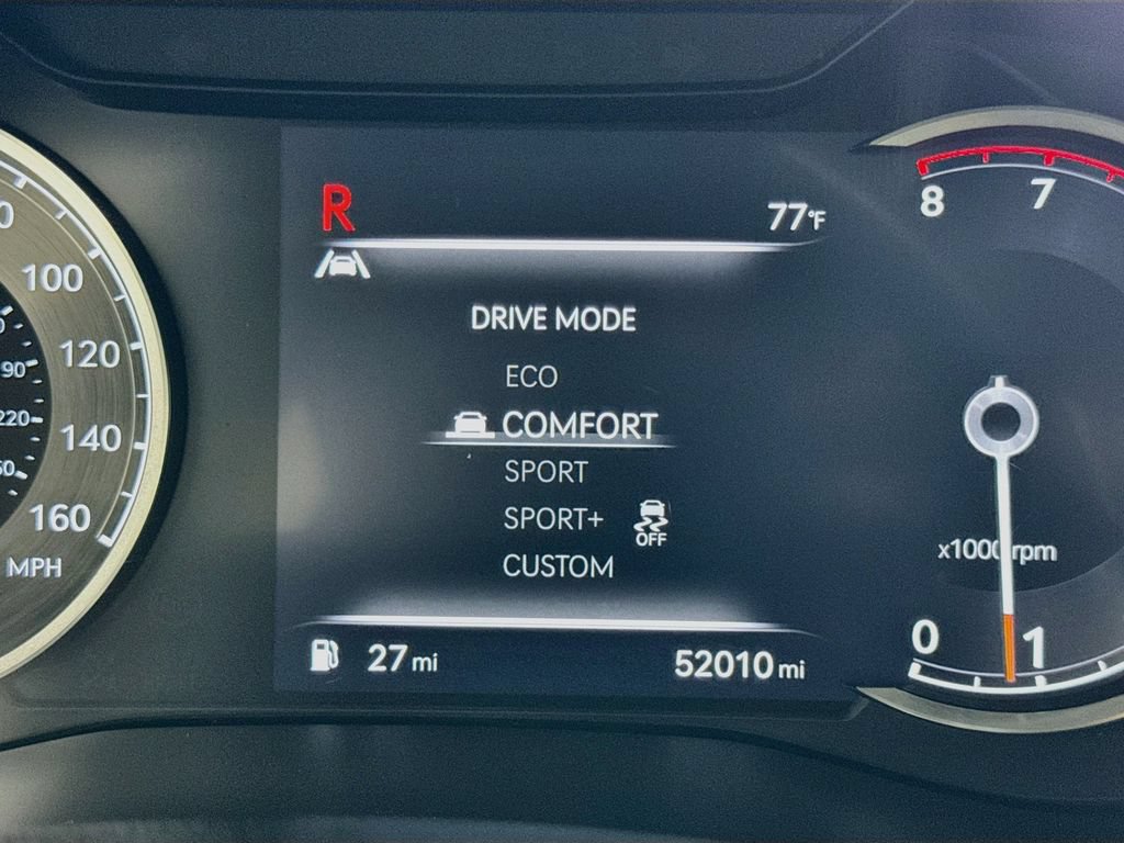 Used 2022 Genesis G70 2.0T AWD/4WD image 28