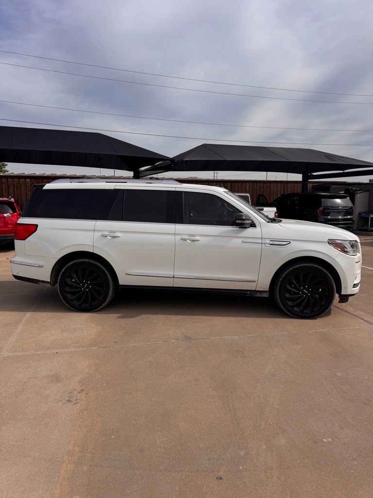 Used 2020 Lincoln Navigator Reserve w/ Equipment Group 208A Reserve AWD/4WD image 9