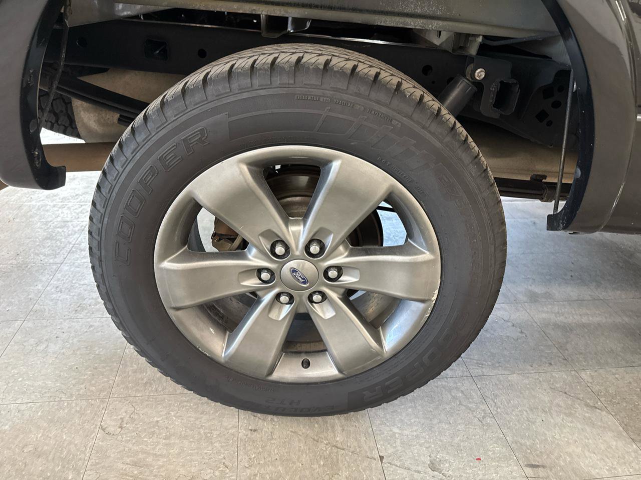 Used 2013 Ford F150 Lariat w/ Mid Equipment Group image 57