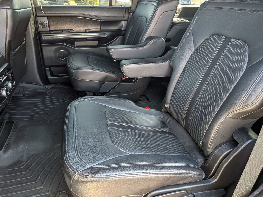 Used 2018 Ford Expedition Limited w/ Equipment Group 302A image 25