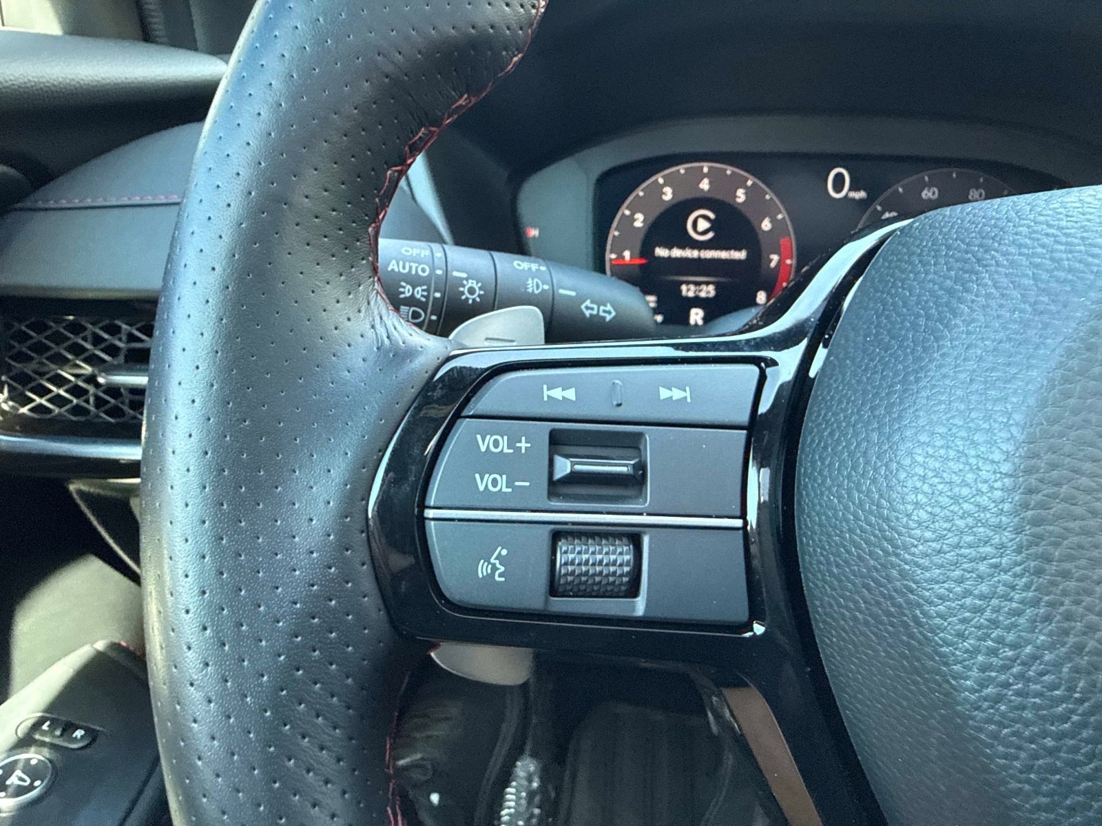 Certified 2025 Acura ADX A-Spec image 26