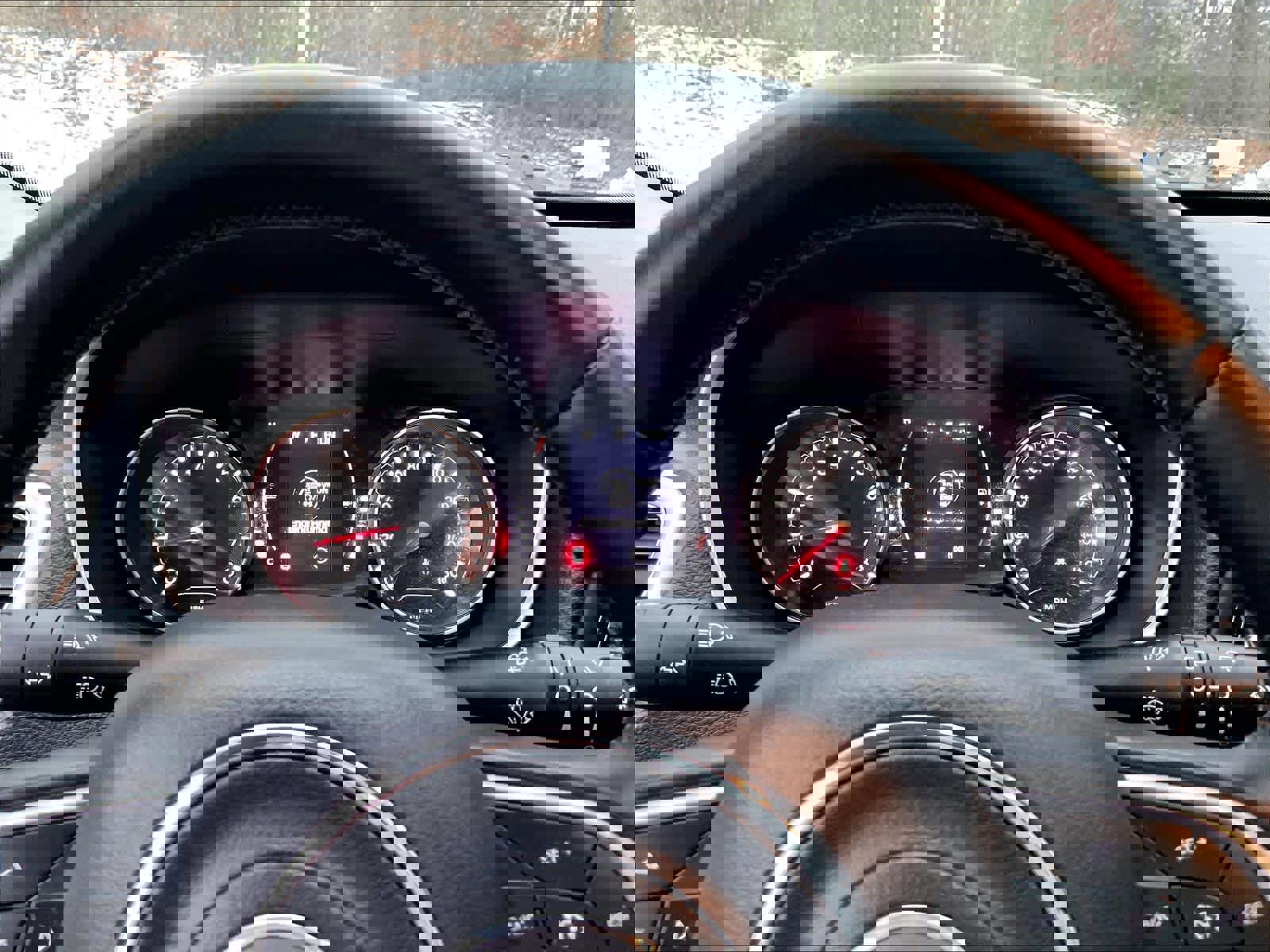 Used 2019 Jeep Compass Latitude w/ Cold Weather Group image 38