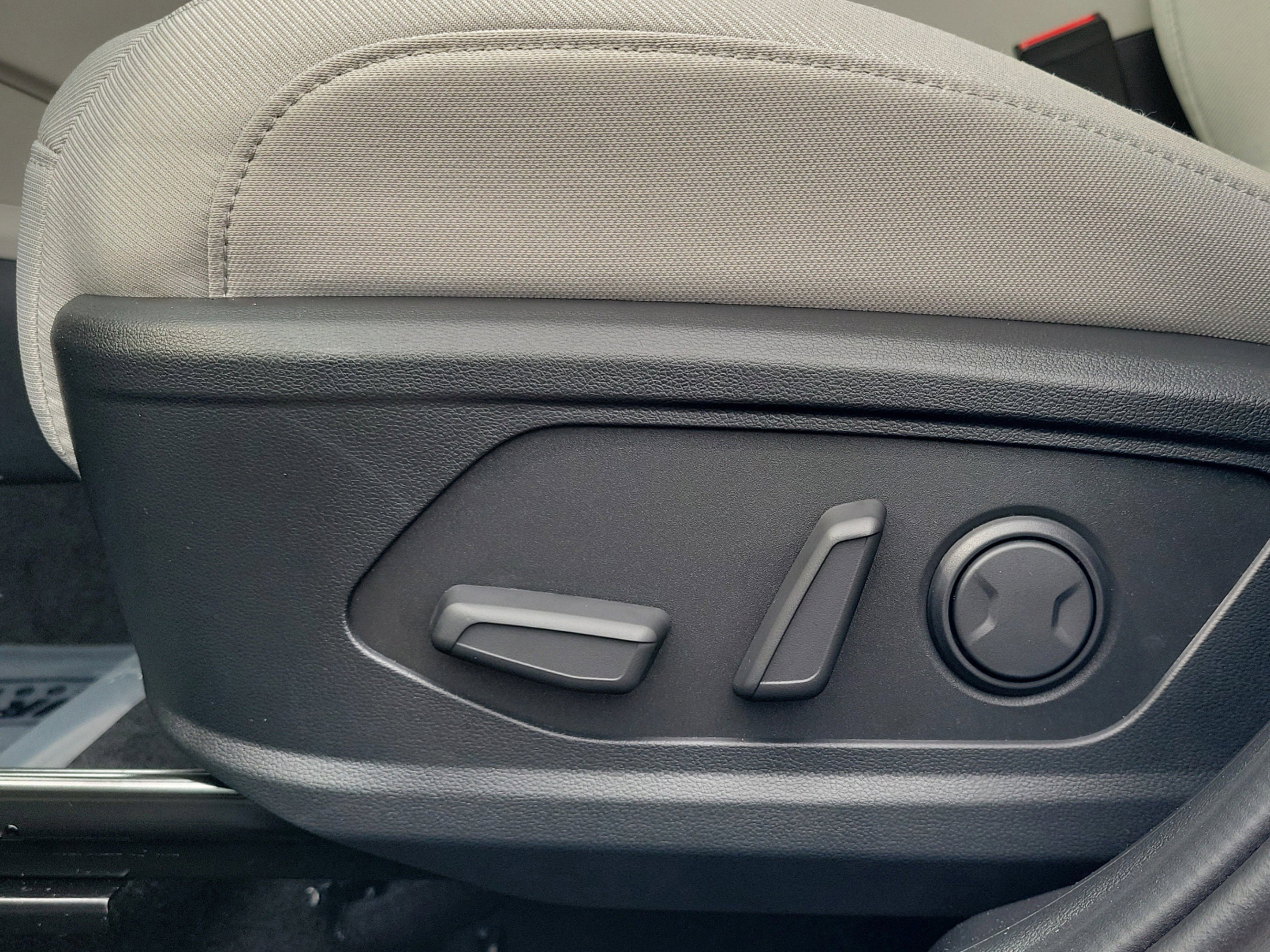 New 2026 Hyundai Tucson SEL FWD image 13
