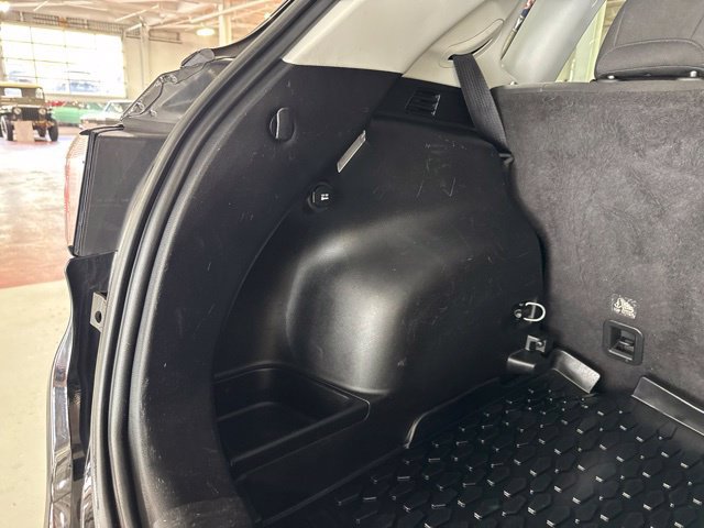 Used 2018 Jeep Compass Sport w/ Tech Group AWD/4WD image 39
