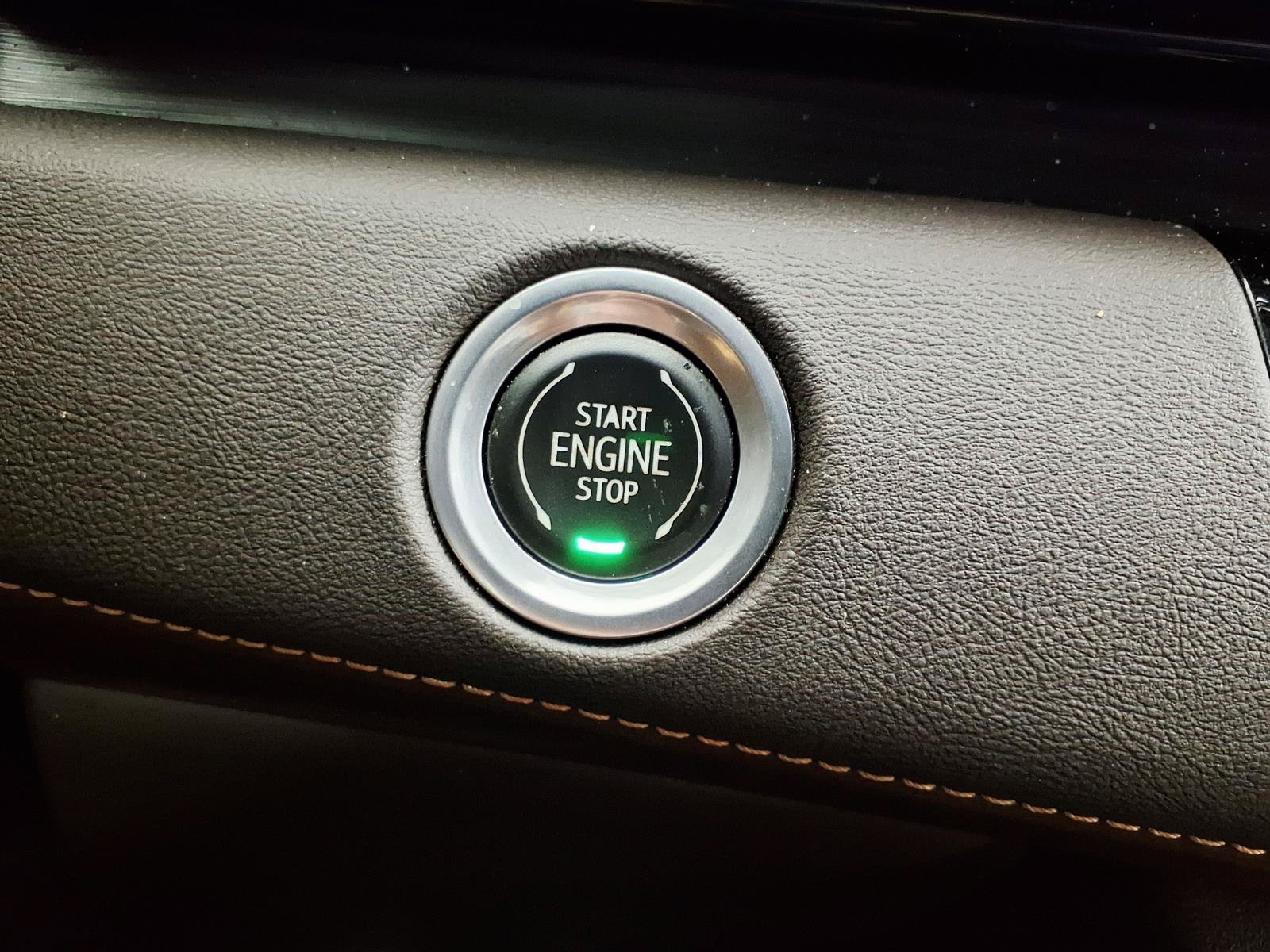 Used 2022 Cadillac Escalade Sport w/ Touring Package AWD/4WD image 23