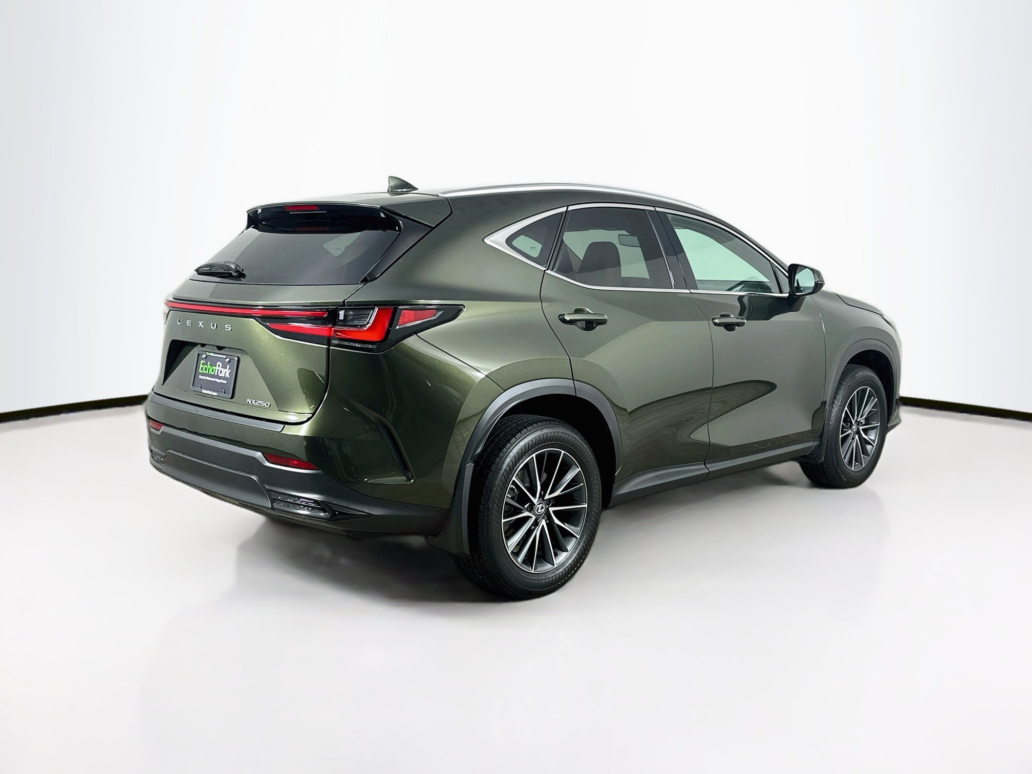 Used 2025 Lexus NX 250 FWD w/ Premium Package image 9