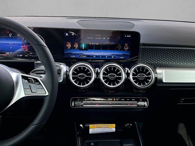 New 2026 Mercedes-Benz GLB 250 image 9