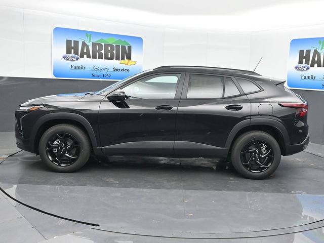 New 2026 Chevrolet Trax LT w/ Driver Confidence Package FWD image 2