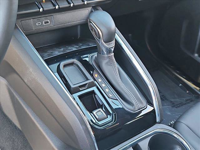 Used 2024 GMC Canyon Elevation w/ Elevation Premium Package RWD image 11