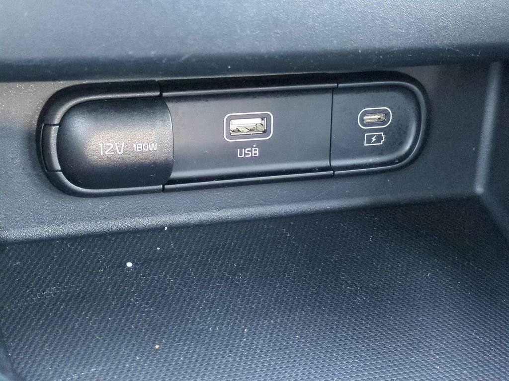 Used 2024 Kia Seltos S image 22