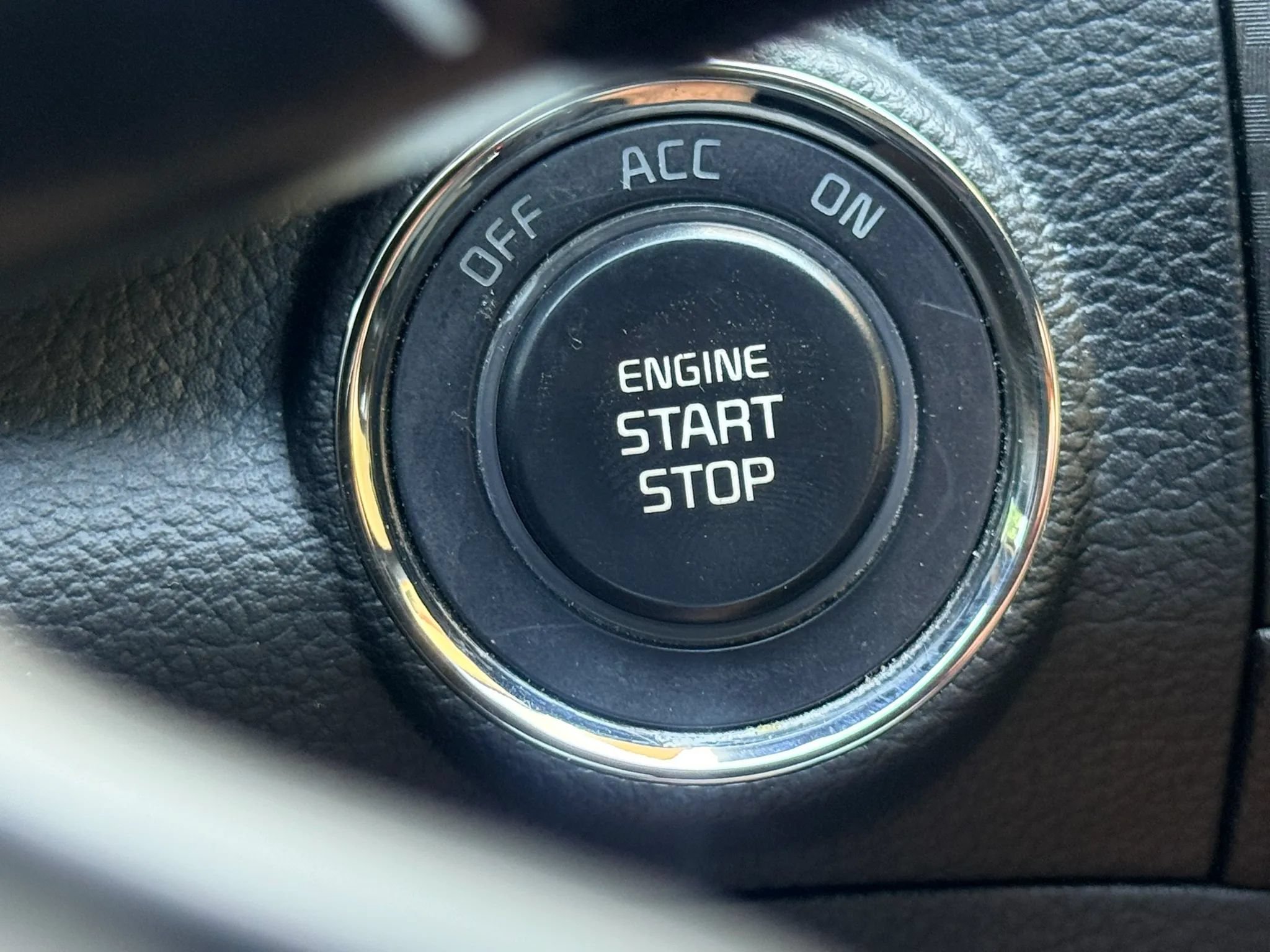 Used 2015 Kia Forte Koup SX FWD image 5