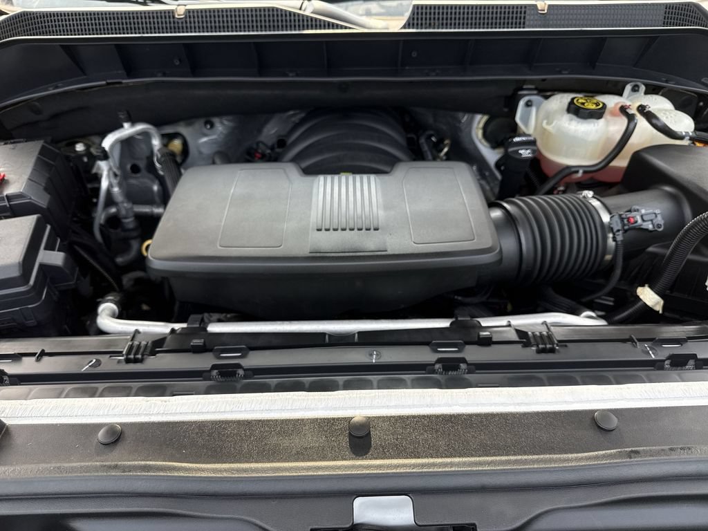 Used 2019 Chevrolet Silverado 1500 RST AWD/4WD image 17