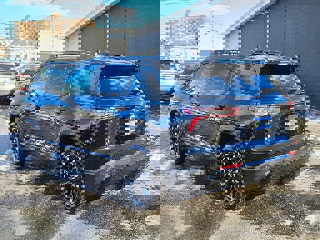 Used 2025 Chevrolet Equinox RS image 3