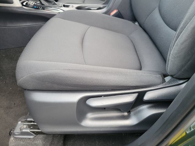 Used 2022 Toyota Corolla Cross LE FWD image 16