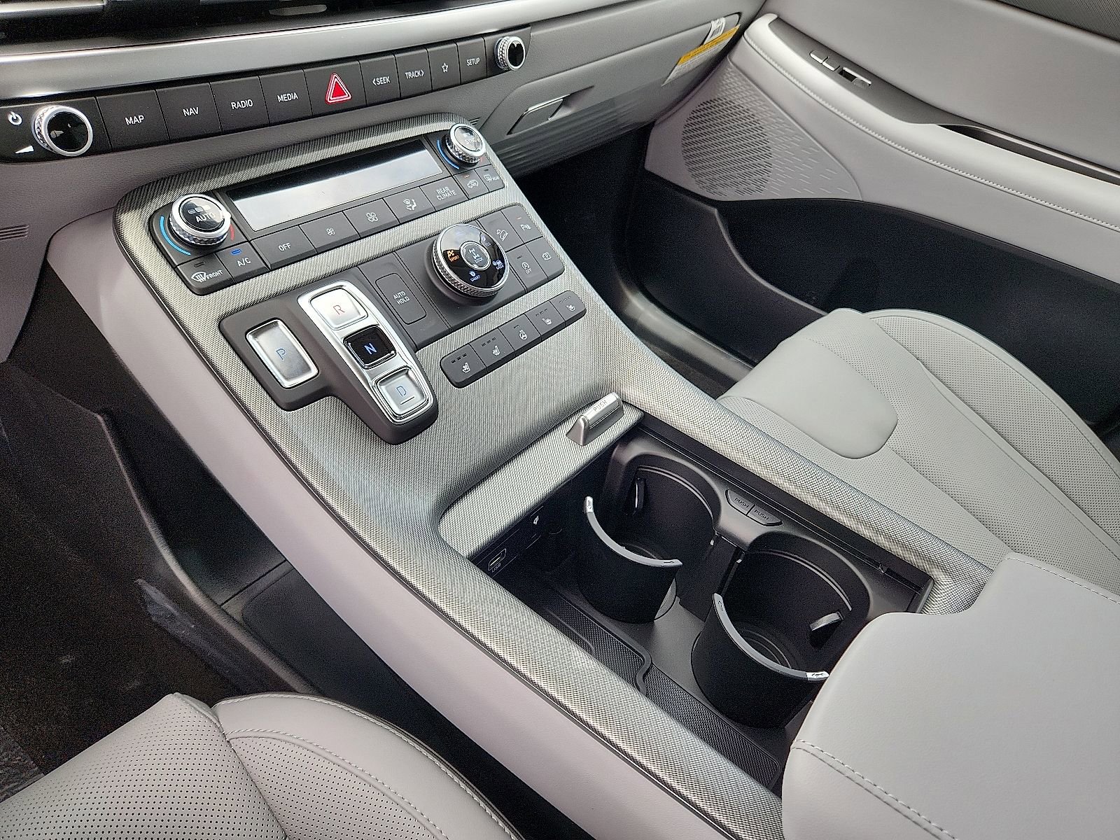 New 2025 Hyundai Palisade SEL AWD/4WD image 18