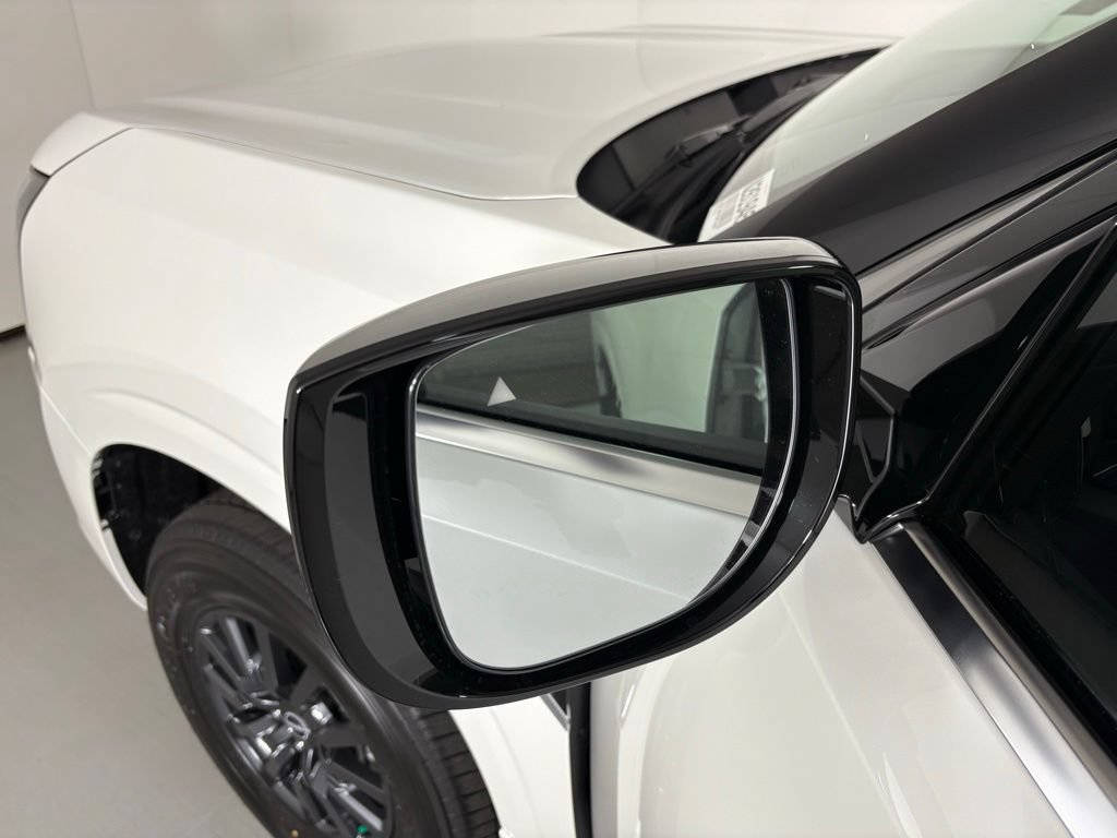New 2026 Nissan Armada SV AWD/4WD image 13