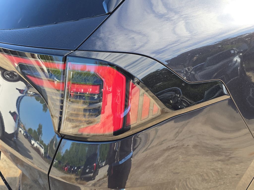 New 2026 Kia Sportage SX image 11